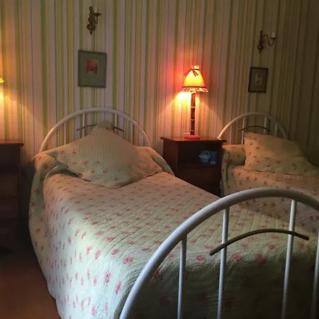 Bed & Breakfast Domaine De Brousson 3*